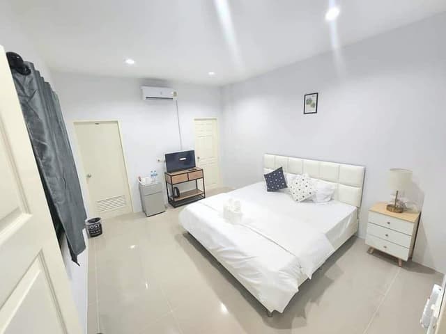 Deluxe Suite, Balcony, City View
