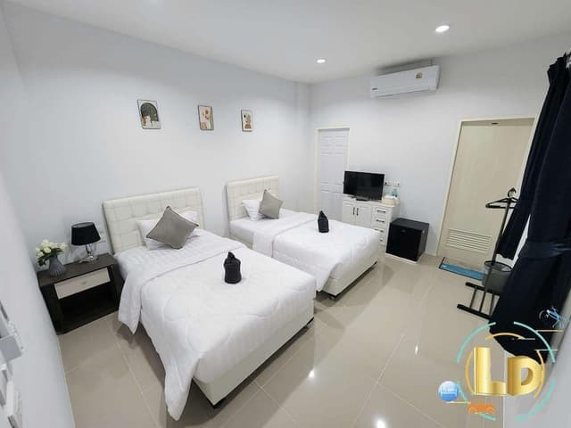 Deluxe Suite, Balcony, City View