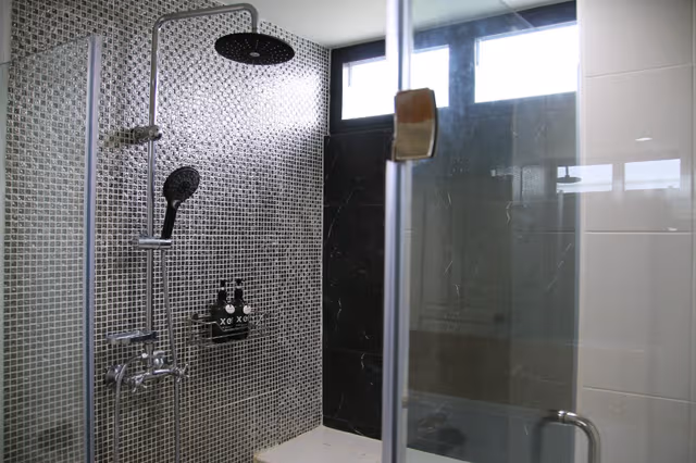Premier Deluxe Pool Access