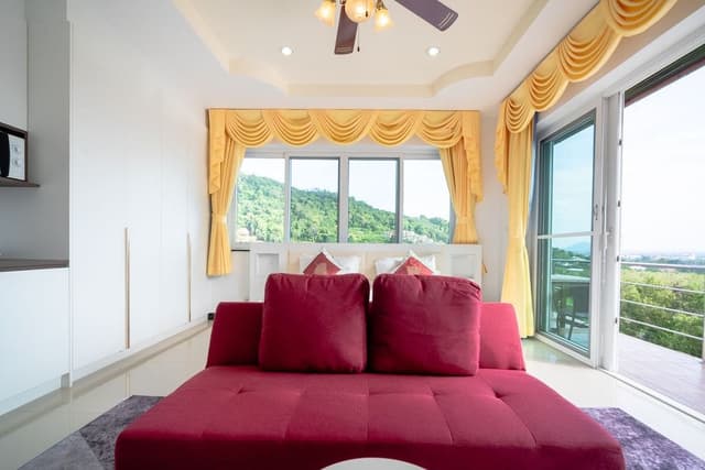 Seaview Deluxe with Jacuzzi