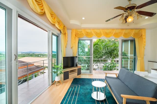 Seaview Deluxe
