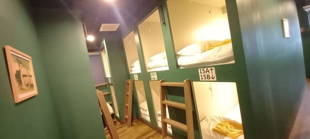 Shared Dormitory, Women only