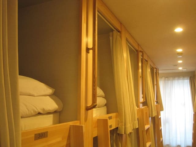 Basic Cabin, Mixed Dorm, Non Smoking