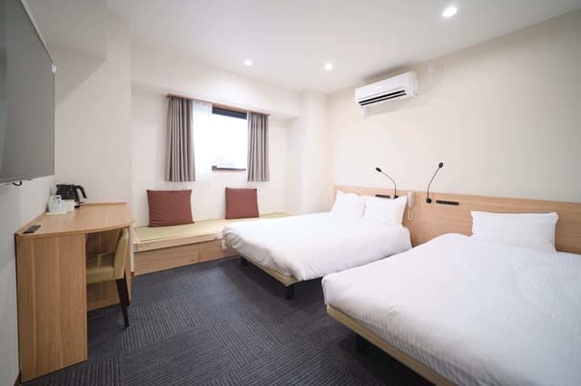 Basic Triple Room