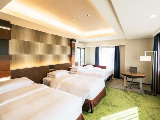 Deluxe Twin Room [No Smoking] Extra beds will be provided depends on the number of adults