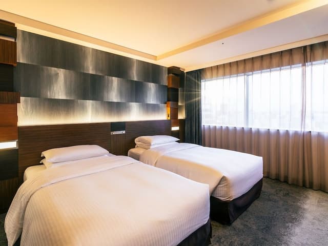 Premier Twin Room [No Smoking] Extra beds will be provided depends on the number of adults