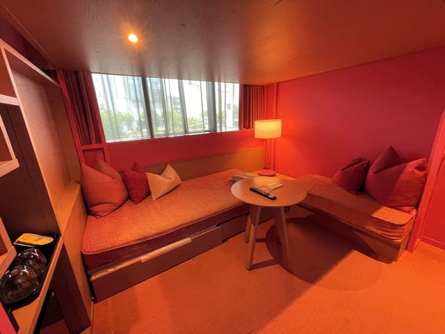 [Pink] Loft Room A, Non Smoking