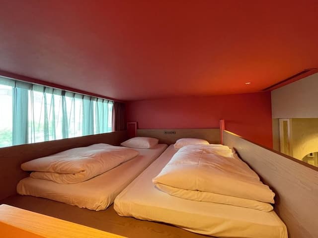 [Pink] Loft Room A, Non Smoking