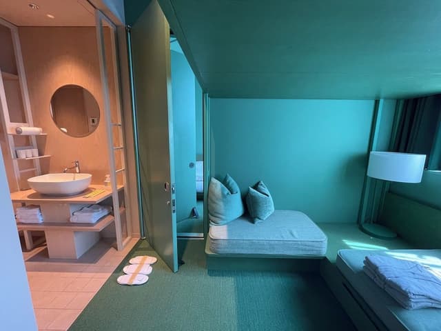 [Green] Connecting Room A, Non Smoking