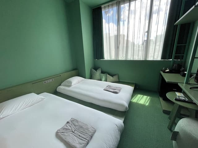 [Green] Connecting Room A, Non Smoking