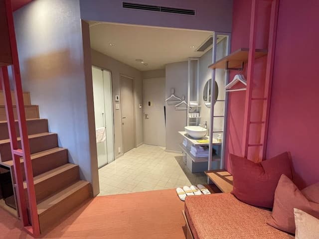 [Pink]  Premier Loft Room, Non Smoking