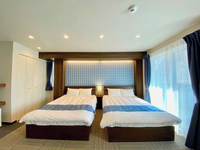 Standard Family Room (401)