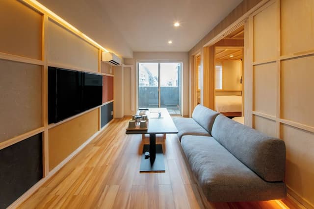 Standard Family Room (501)
