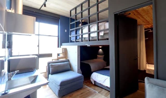 Duplex Quatro Room