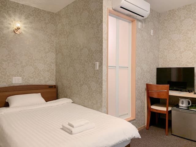 Triple Room, Private Bathroom (301)