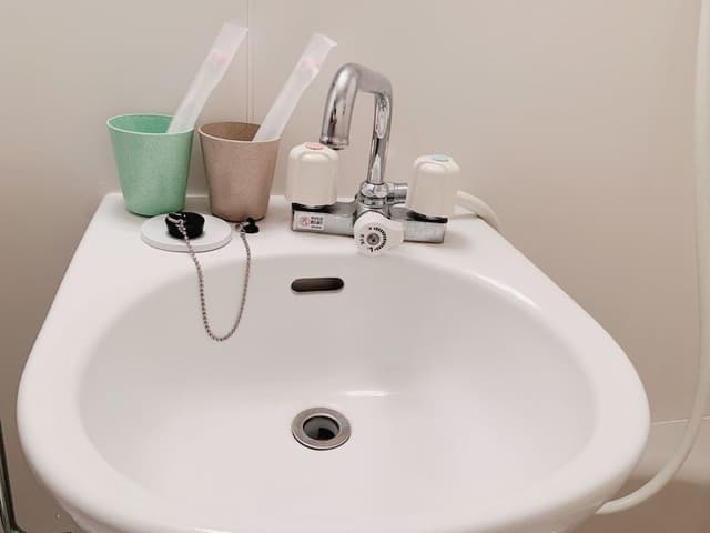Double Room, Private Bathroom (201)