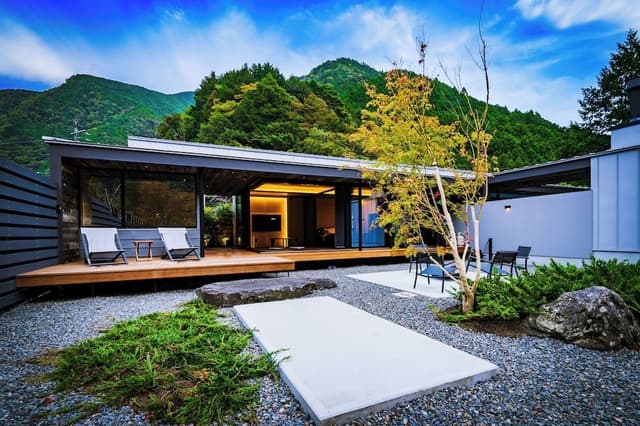 Japanese Style Sauna Villa [IRORI]