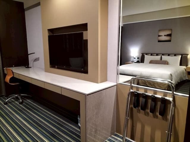 Business Single (No bathtub)