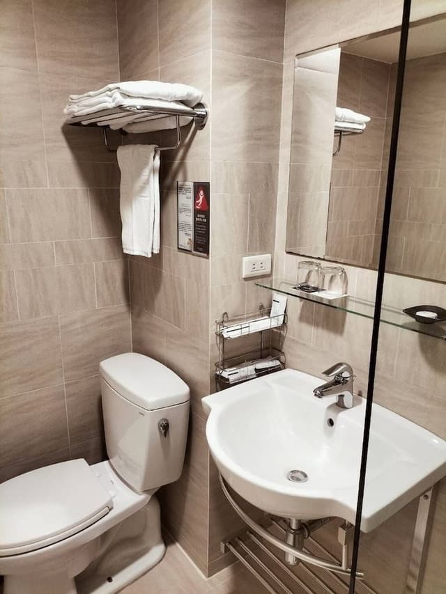 Elegance Section Standard Twin