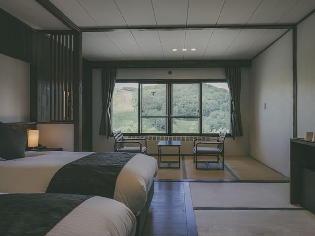 Japanese Modern Room with 2 single beds - Ski slopes View - Toilet only, Non Smoking