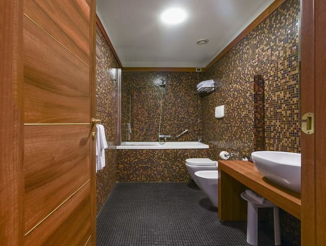 Double or Twin Room, Lake View