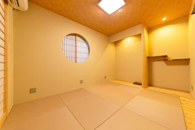 House, 2 Bedrooms
