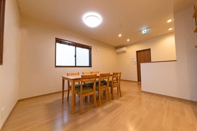 House, 2 Bedrooms