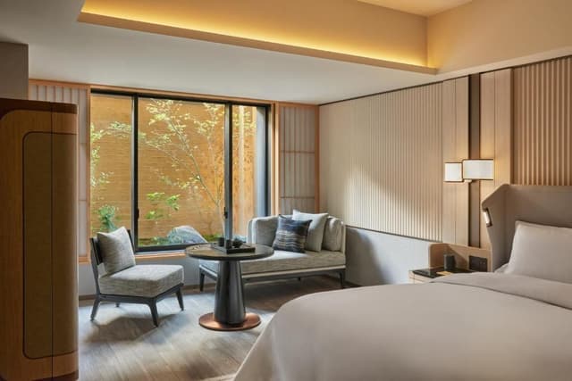 Premier Garden View Twin