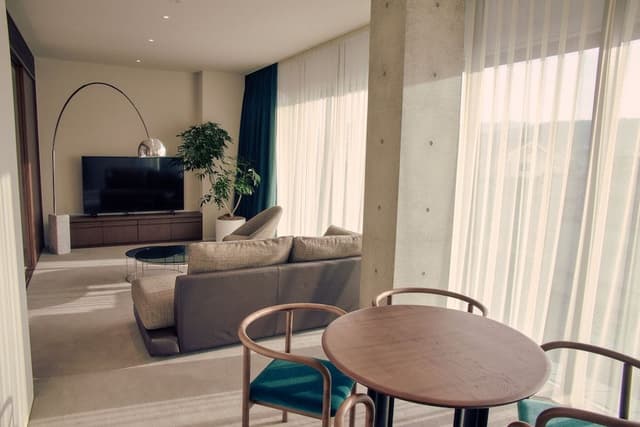 Residential Suite with Lounge Access (desighned by Tadao Ando) No Smoking