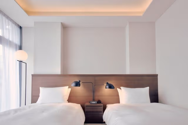 Standard Twin with Free Lounge Access (designed by Tadao Ando), Non smoking