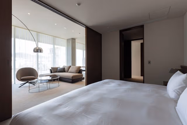 Residential Suite with Lounge Access (desighned by Tadao Ando) No Smoking