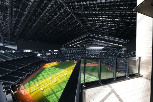 Field View, Darvish & Ohtani Suite, Non-Smoking