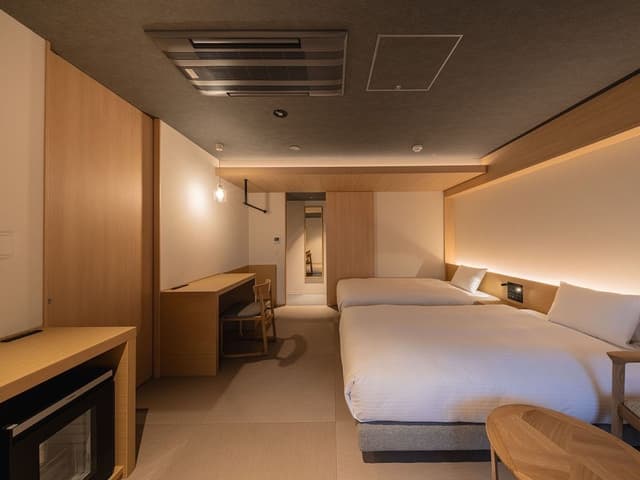 Premier Twin Room with Sauna with Lounge Access, Non Smoking