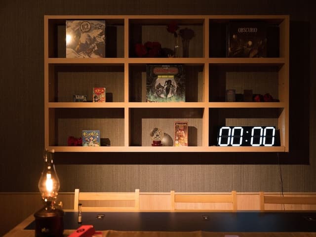Werewolf and Murder Mystery Room, Non Smoking