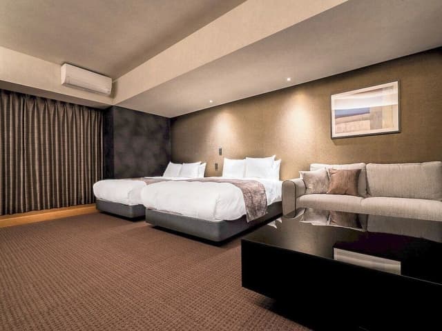 Superior Suite with Hinoki