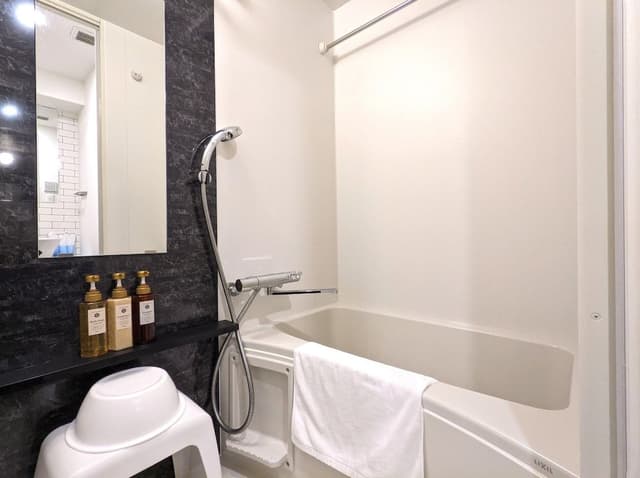 Design Quadruple Room, City View