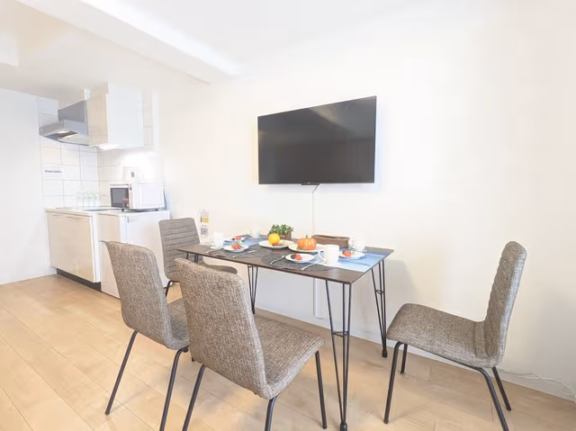 Design Quadruple Room, City View