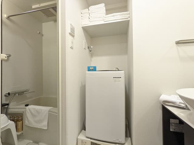 Design Quadruple Room, City View