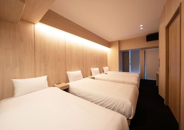Premium Suite with Single Beds