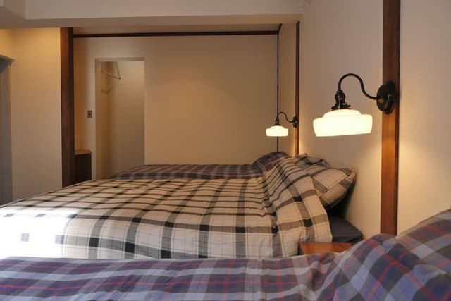 Family Apartment, Multiple Beds (401-402)