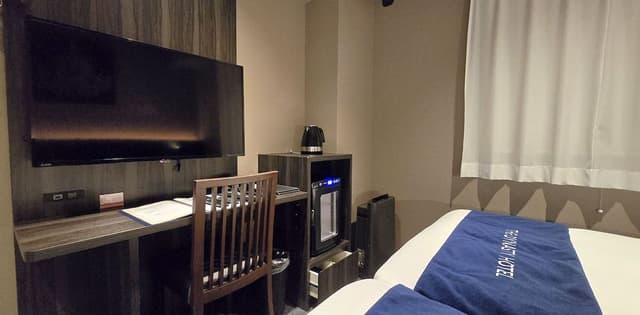 Hollywood Twin Room, Non Smoking