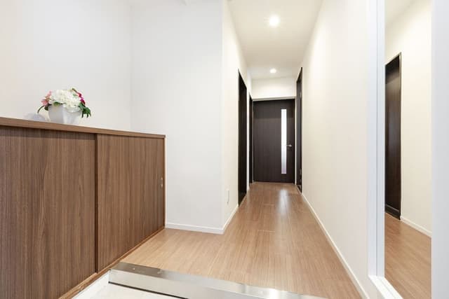Basic Apartment