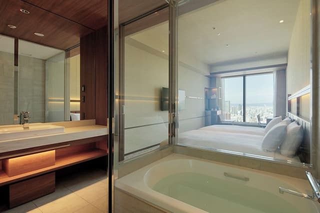 Executive Twin with Sofa Bed with Executive Bar Lounge Access - High Floor - Non-Smoking