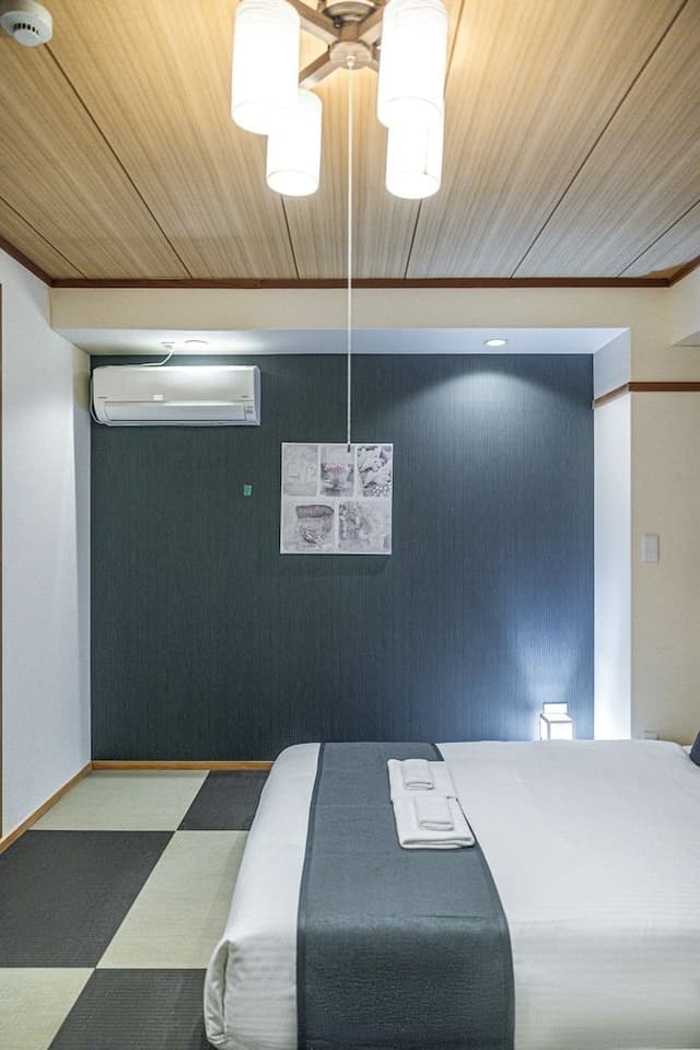 Classic Quadruple Room