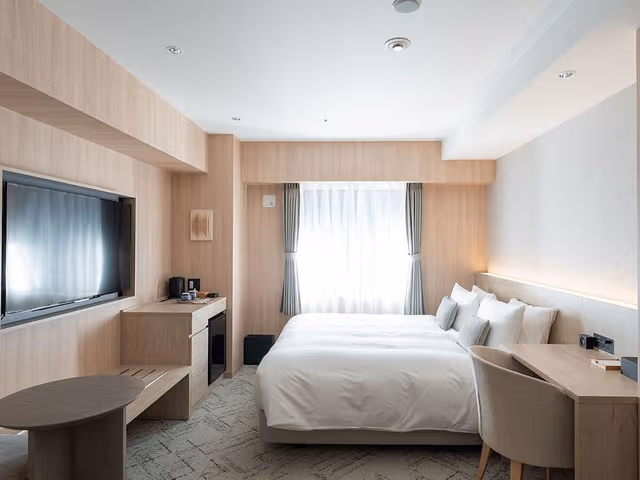 Standard Double Room, Non Smoking (universal)
