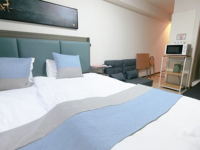 Deluxe Studio Suite