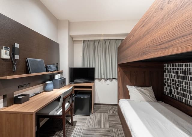 Bunk Bedroom