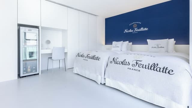 Deluxe Twin Room, Non Smoking (4F-10F)