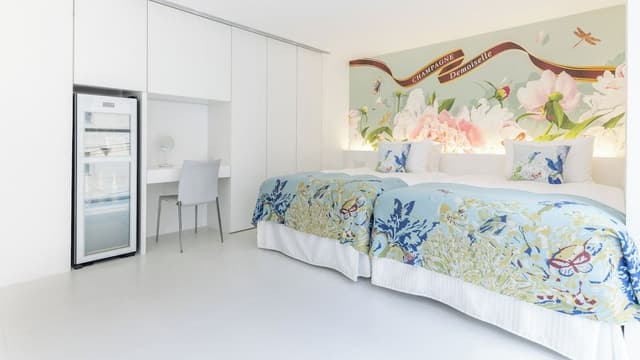 Deluxe Twin Room, Non Smoking (4F-10F)