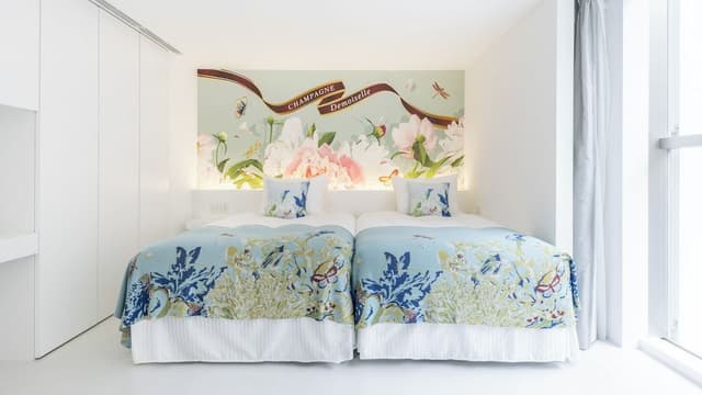 Deluxe Twin Room, Non Smoking (4F-10F)